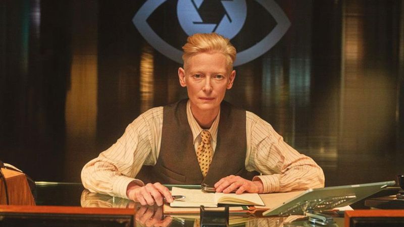 Broken English: Marianne Faithfull Backdrop Image