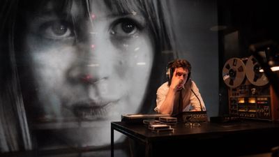 Broken English: Marianne Faithfull Poster Landscape Image