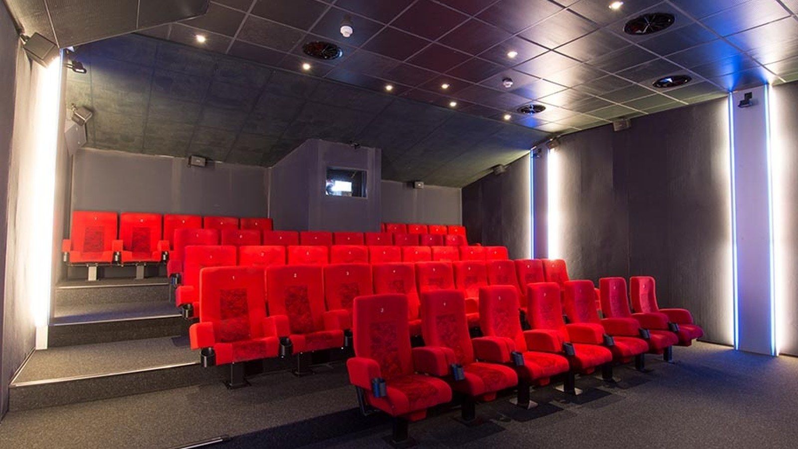 Arena Cinemas Sihlcity, photo 3 of 3