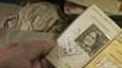 Keeping & Saving or How to Live Poster Image